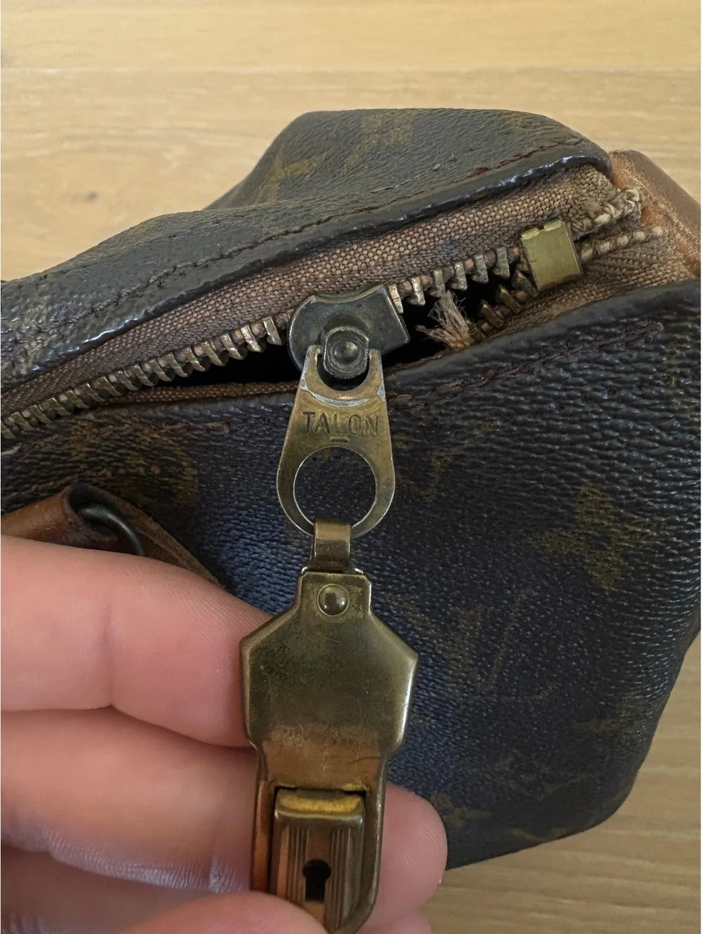 Vintage Louis Vuitton Speedy 30